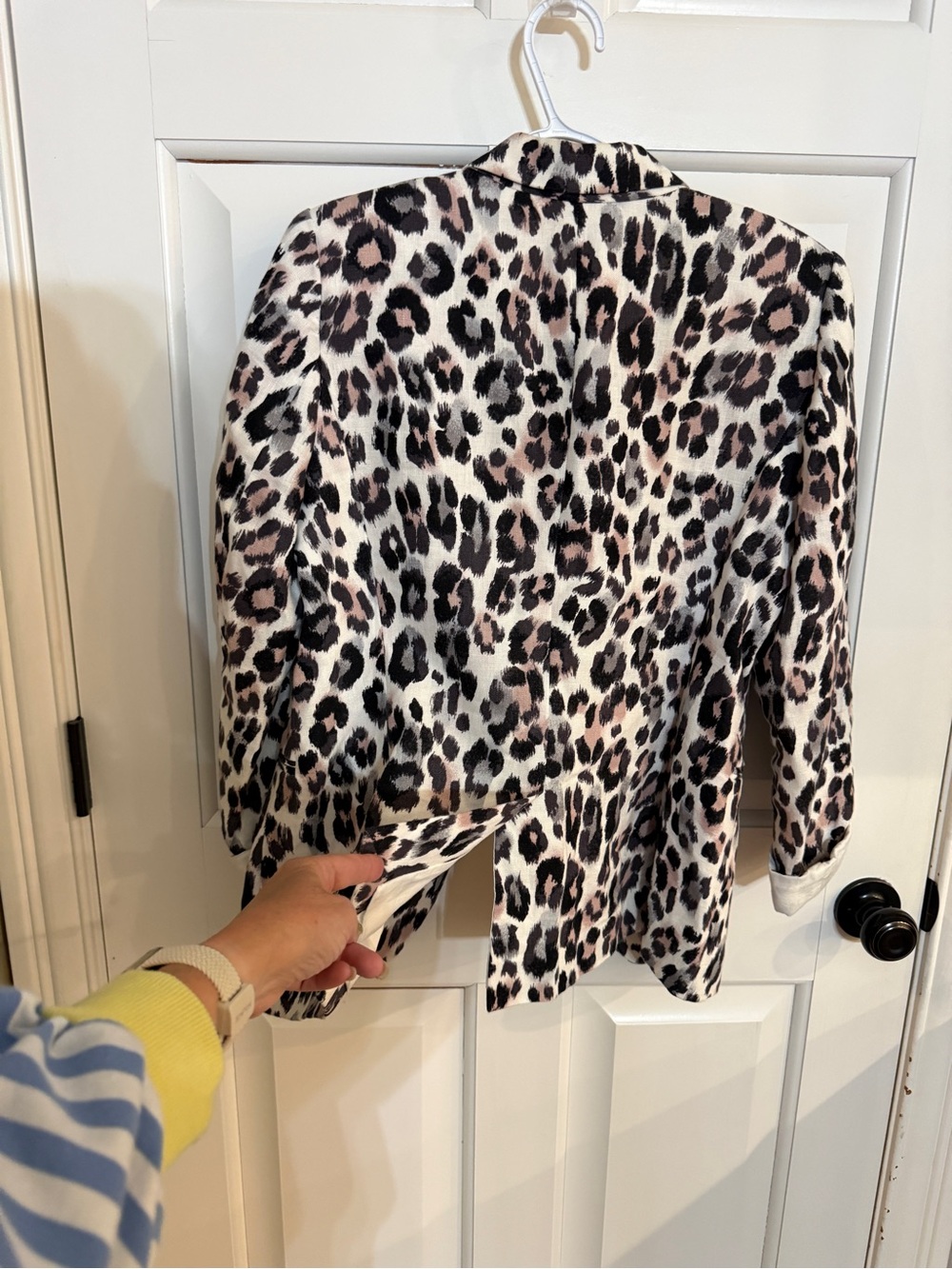 Joie Leopard Mehira Print Linen Blazer Women’s Size 8 Rolled Cuff 25743 - Picture 9 of 11